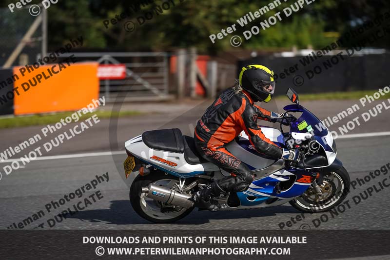 anglesey;brands hatch;cadwell park;croft;donington park;enduro digital images;event digital images;eventdigitalimages;mallory;no limits;oulton park;peter wileman photography;racing digital images;silverstone;snetterton;trackday digital images;trackday photos;vmcc banbury run;welsh 2 day enduro